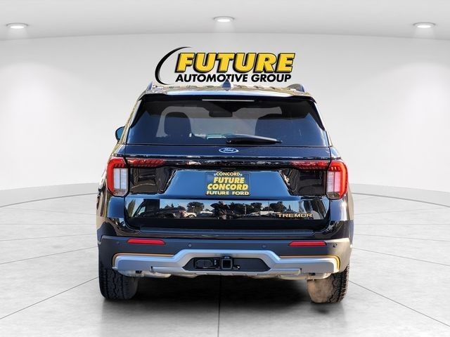 New 2026 Agate Black Metallic Ford Tremor® image 29