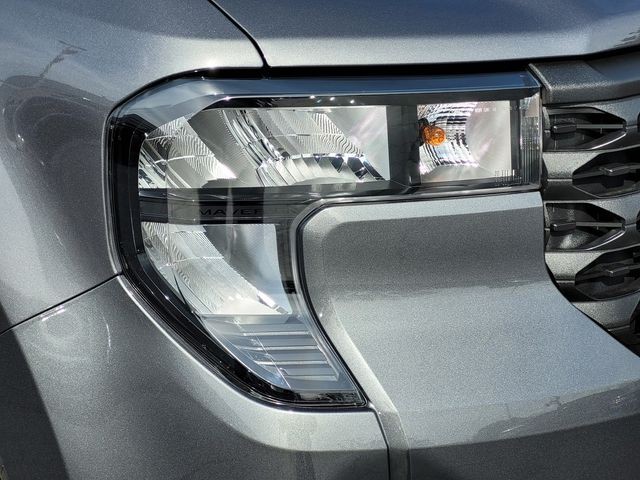New 2026 Carbonized Gray Metallic Ford XLT image 10