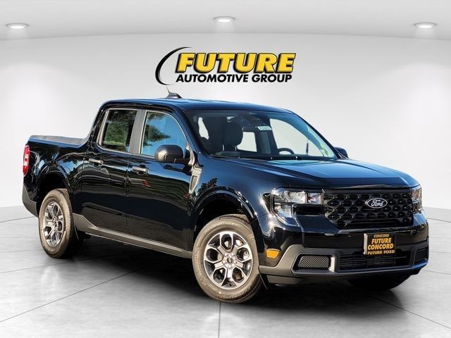New 2026 Shadow Black Ford XLT image 26