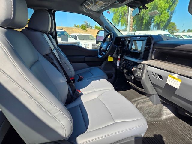 New 2026 White Ford F350 4X2S/CCCSR image 15