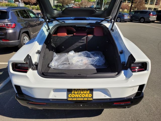 New 2026 White Knuckle Exterior Paint Dodge Scat Pack Plus image 18