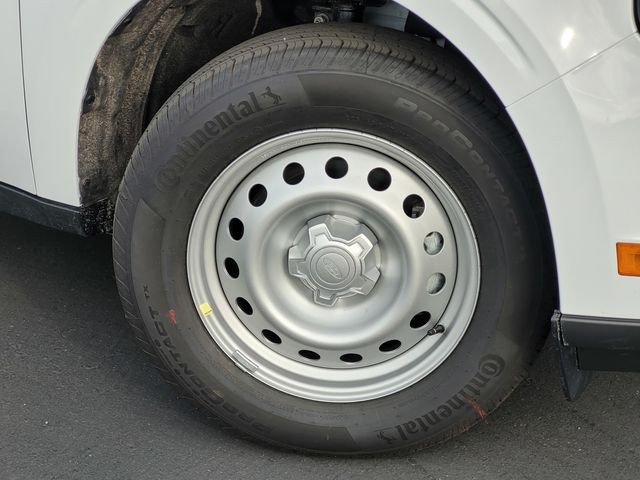 New 2026 Oxford White Ford XL image 9
