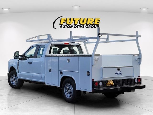New 2026 Oxford White Ford F-250® XL image 30