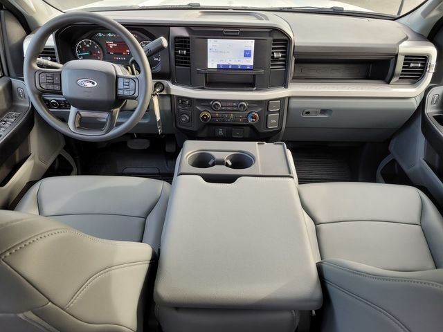 New 2026 Oxford White Ford F-250® XL image 37