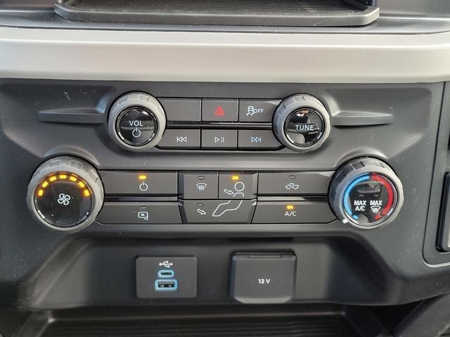 New 2026 Oxford White Ford F-250® XL image 47