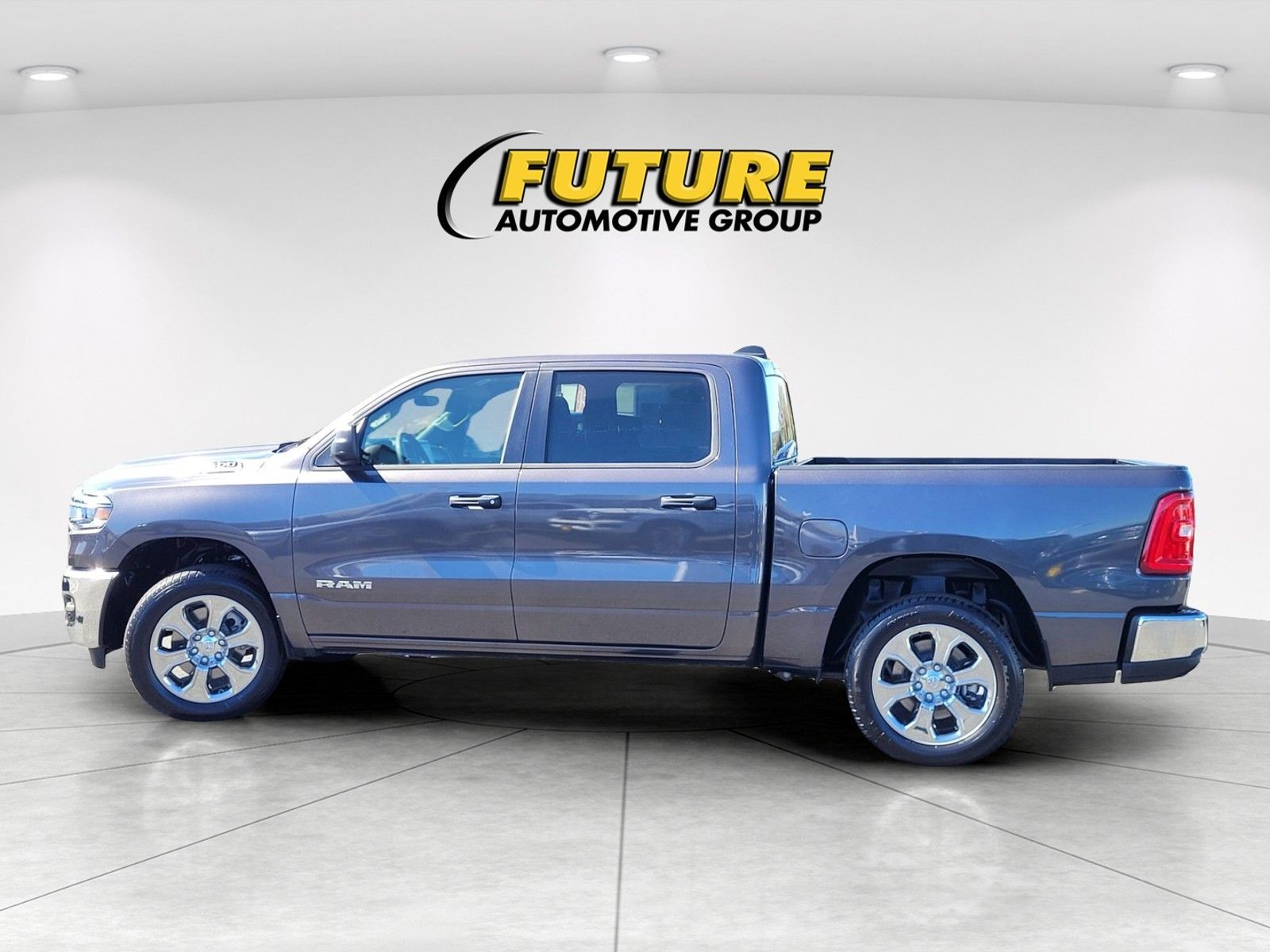 New 2026 Granite Crystal Metallic Clear-Coat Exterior Paint RAM Big Horn/Lone Star image 7