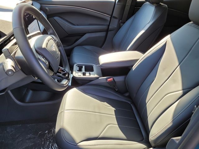 New 2026 Adriatic Blue Metallic Ford Select image 40