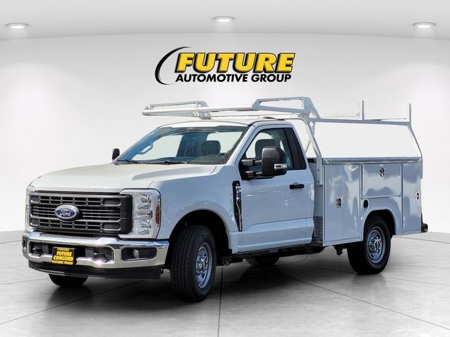 New 2026 Oxford White Ford F-250® XL image 2