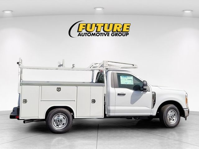 New 2026 Oxford White Ford F-250® XL image 8