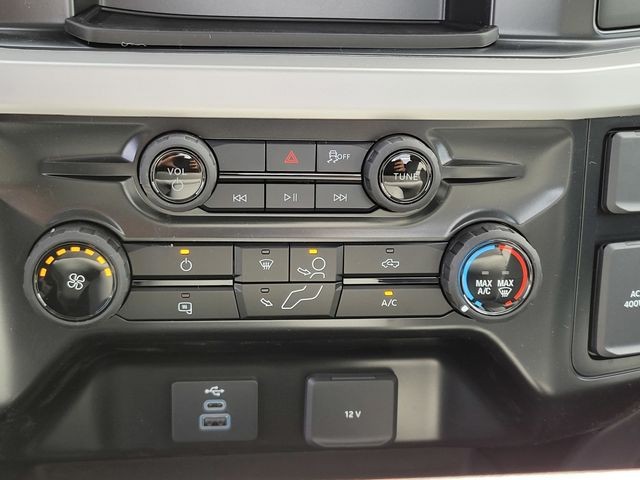 New 2026 Oxford White Ford F-250® XL image 22