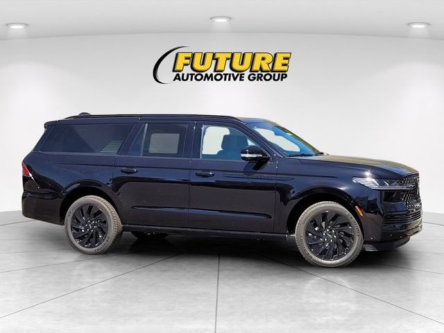 New 2026 Infinite Black Metallic Lincoln Reserve L image 8