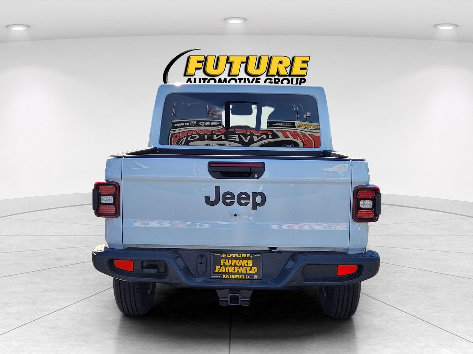 New 2026 Bright White Clear-Coat Exterior Paint Jeep Sport S image 4