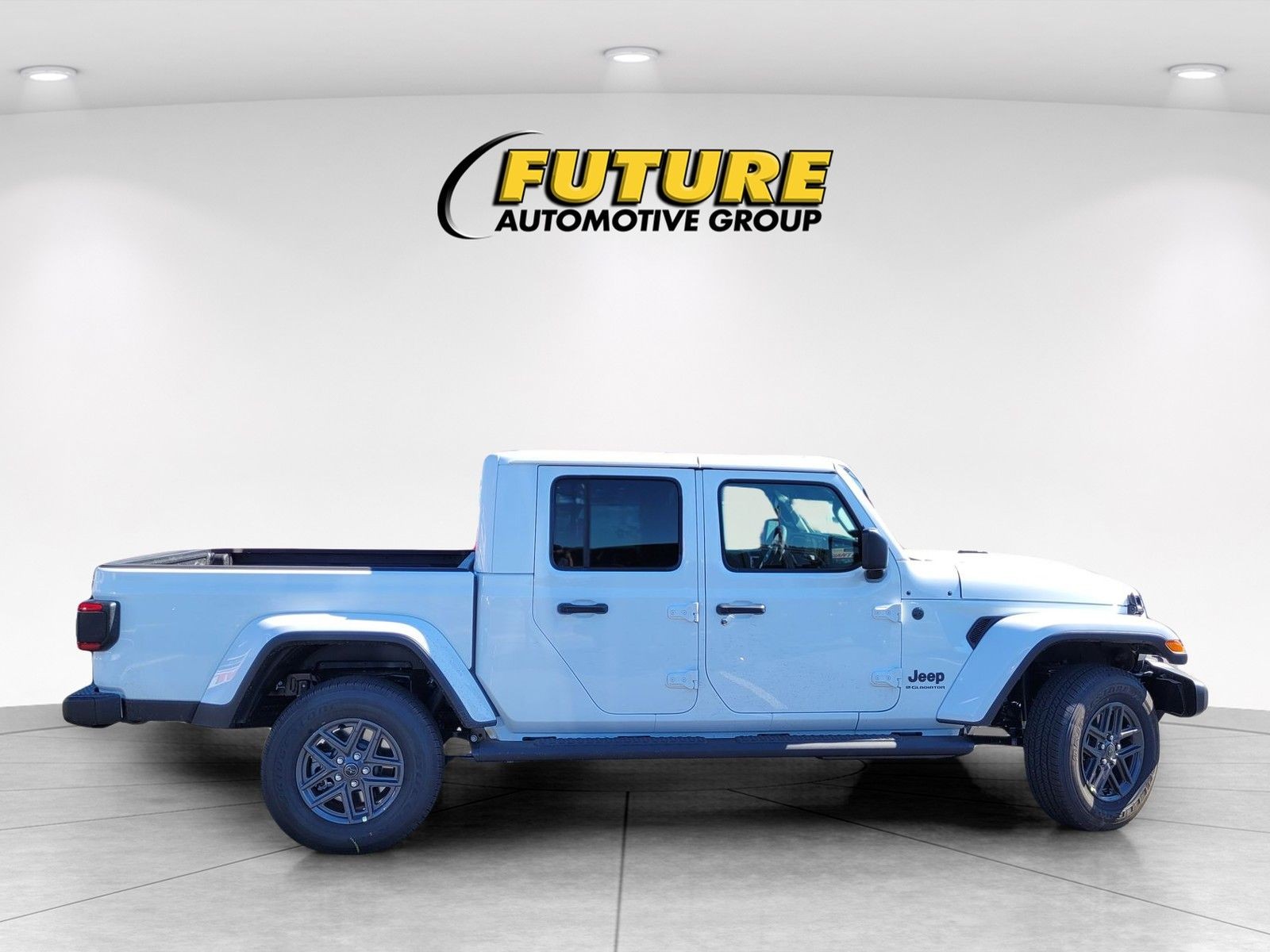 New 2026 Bright White Clear-Coat Exterior Paint Jeep Sport S image 8