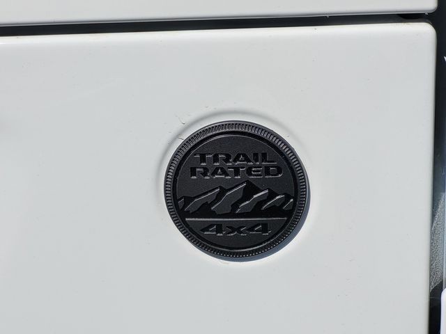 New 2026 Bright White Clear-Coat Exterior Paint Jeep Sport S image 66