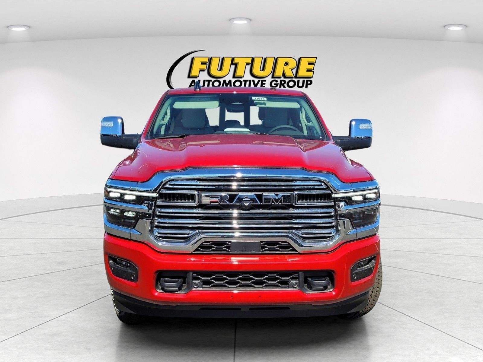 New 2026 Molten Red Pearl-Coat Exterior Paint RAM Laramie image 28