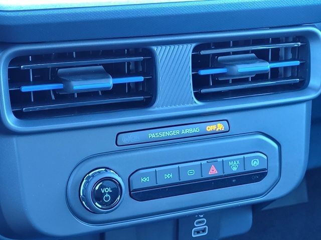 New 2026 Carbonized Gray Metallic Ford XLT image 22