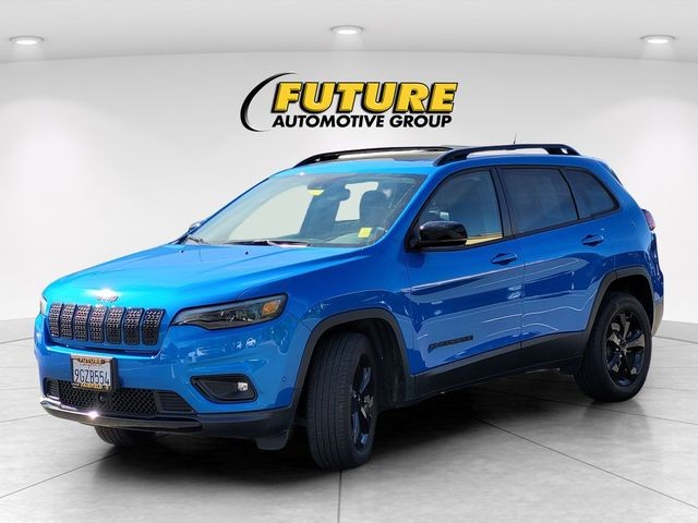 New 2023 Hydro Blue Pearl-Coat Exterior Paint Jeep Altitude image 4