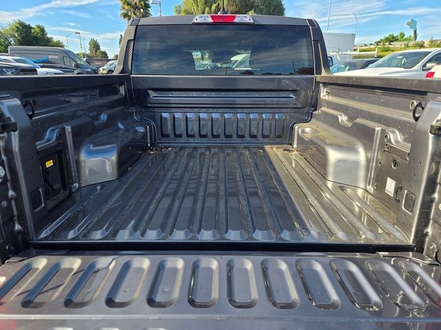 New 2026 Carbonized Gray Metallic Ford XLT image 17