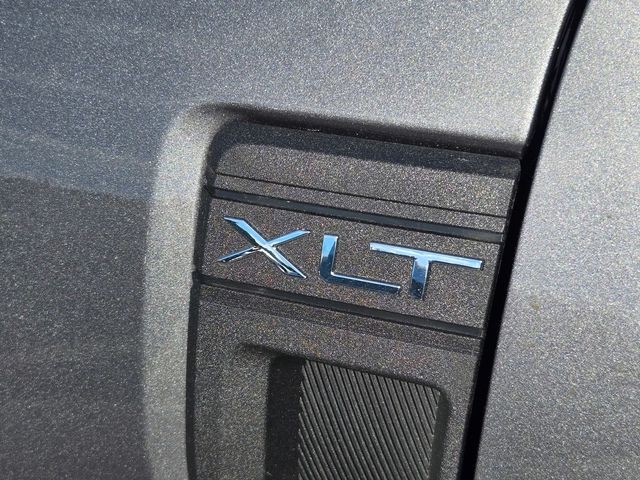 New 2026 Carbonized Gray Metallic Ford XLT image 23