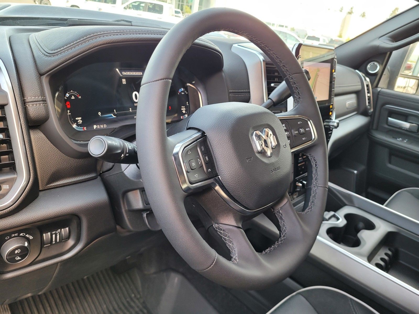2025 RAM 2500 Laramie - Photo 11