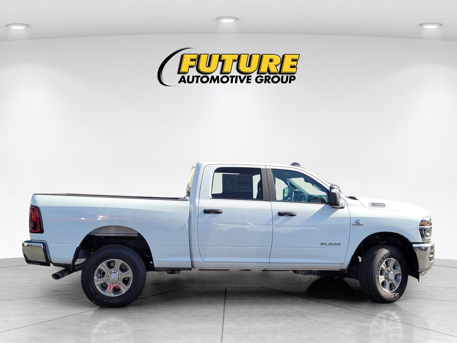 2025 RAM 2500 Big Horn - Photo 8