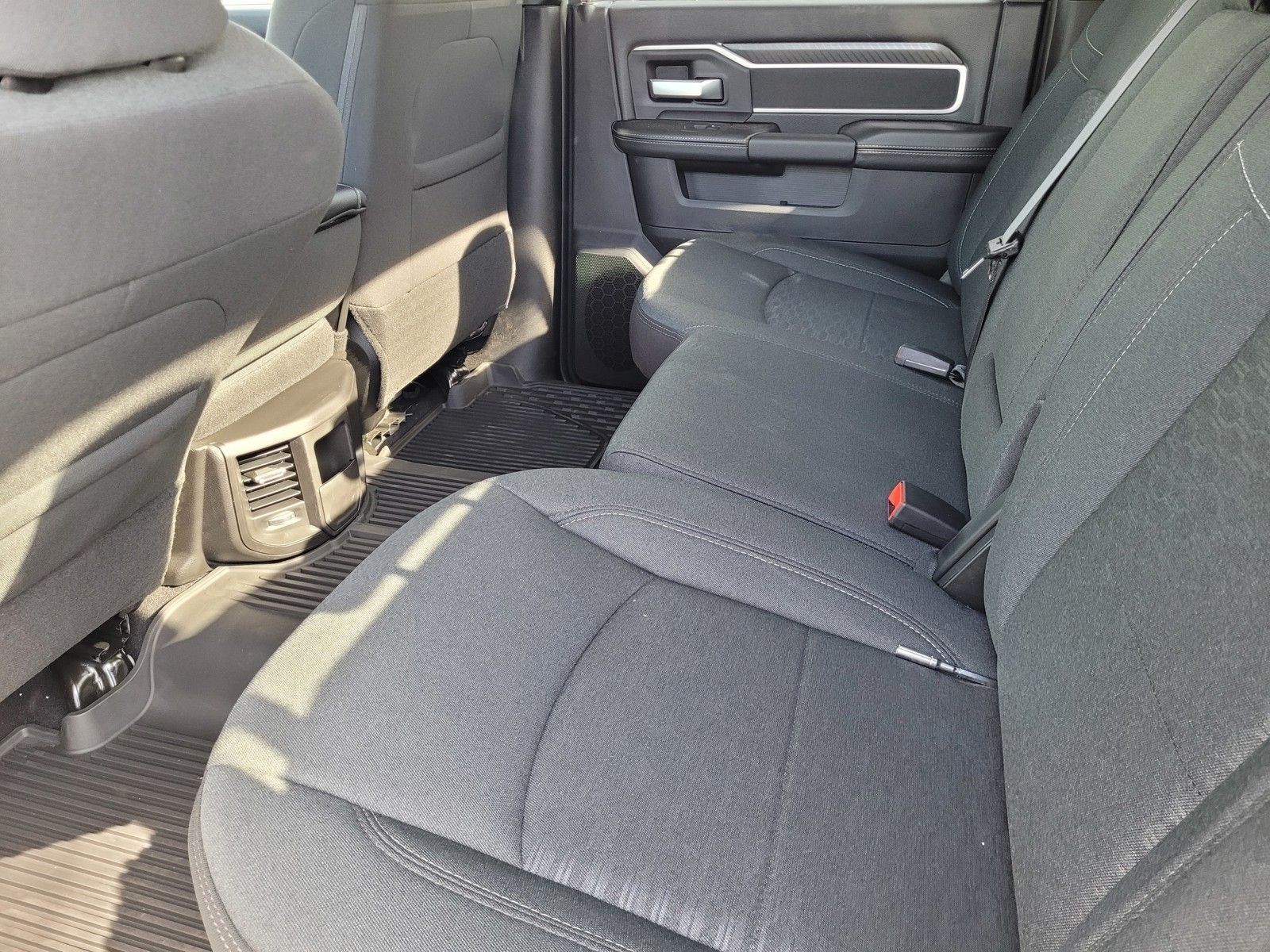 2025 RAM 2500 Big Horn - Photo 40