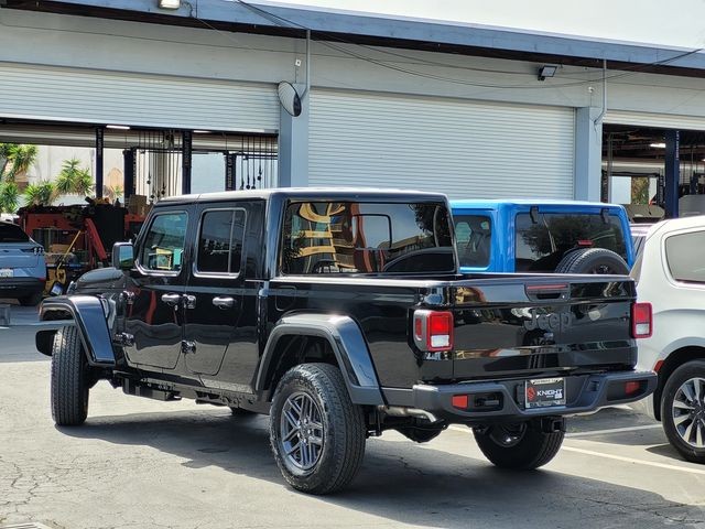 New 2026 Black Clear-Coat Exterior Paint Jeep Sport S image 6