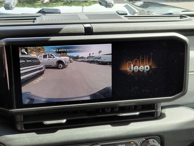 New 2026 Black Clear-Coat Exterior Paint Jeep Sport S image 67