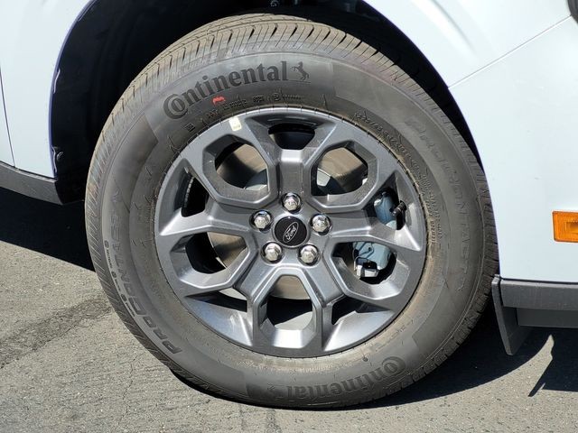 New 2026 Space White Metallic Ford XLT image 9