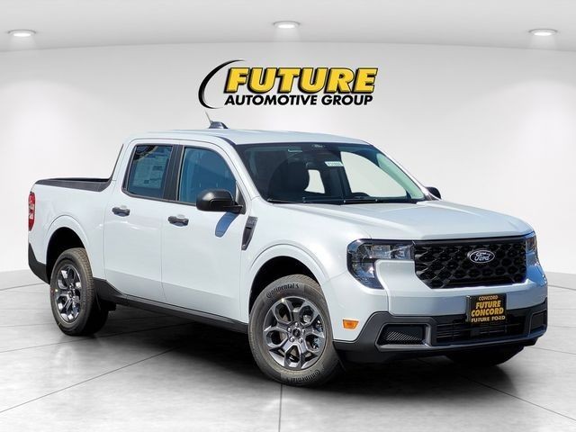 New 2026 Space White Metallic Ford XLT image 26