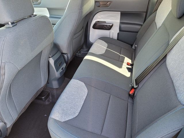 New 2026 Space White Metallic Ford XLT image 41