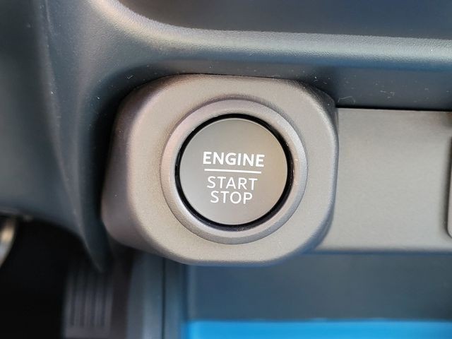 New 2026 Space White Metallic Ford XLT image 48