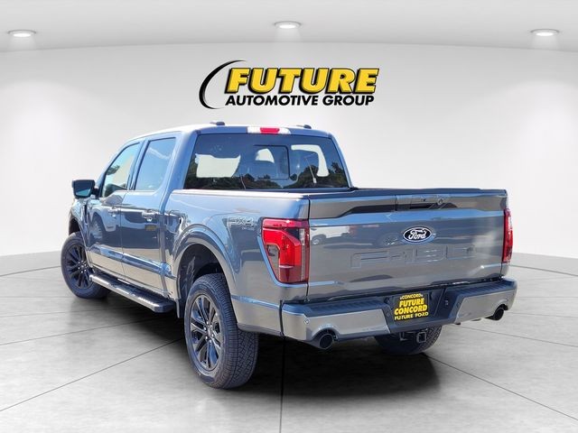 New 2026 Carbonized Gray Metallic Ford XLT image 5