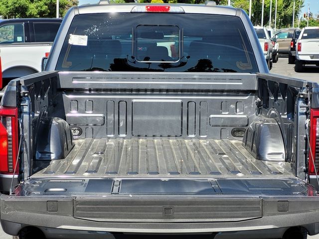 New 2026 Carbonized Gray Metallic Ford XLT image 17