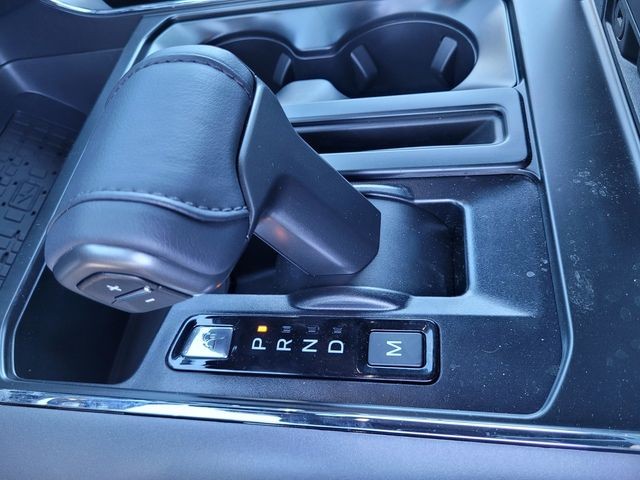 New 2026 Carbonized Gray Metallic Ford XLT image 19