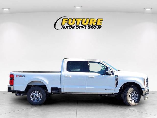 New 2026 Star White Metallic Tri-Coat Ford F-250® Lariat® image 8
