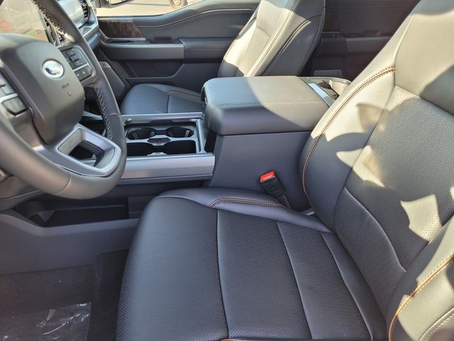 New 2026 Star White Metallic Tri-Coat Ford F-250® Lariat® image 15