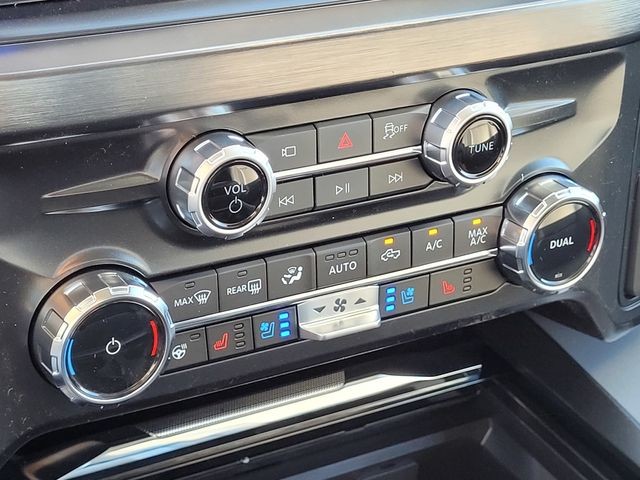 New 2026 Star White Metallic Tri-Coat Ford F-250® Lariat® image 22