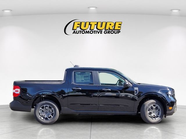 New 2026 Shadow Black Ford XLT image 8