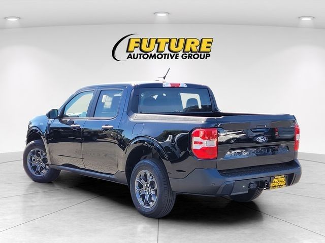 New 2026 Shadow Black Ford XLT image 30