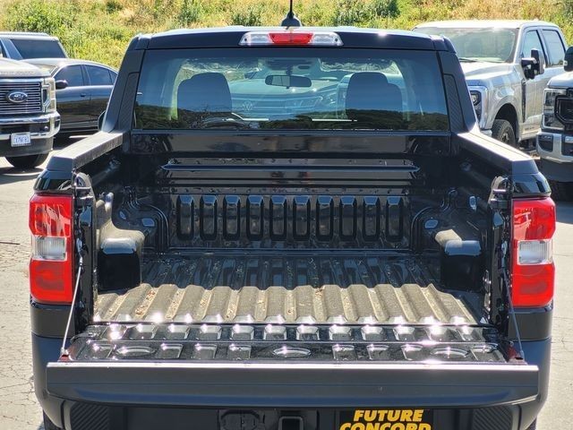New 2026 Shadow Black Ford XLT image 36