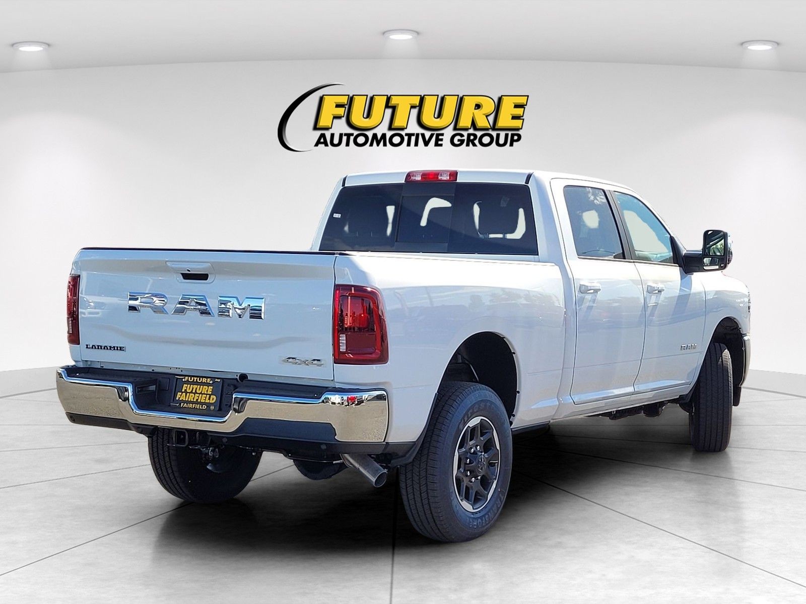New 2026 Bright White Clear-Coat Exterior Paint RAM Laramie image 6