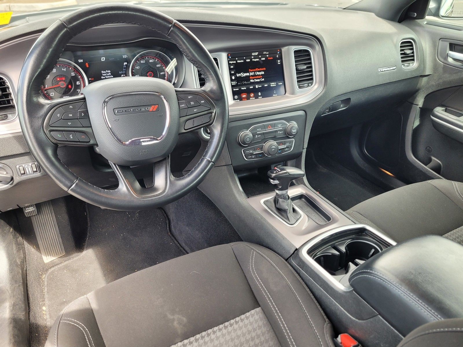 Used 2023 Black Dodge SXT image 13