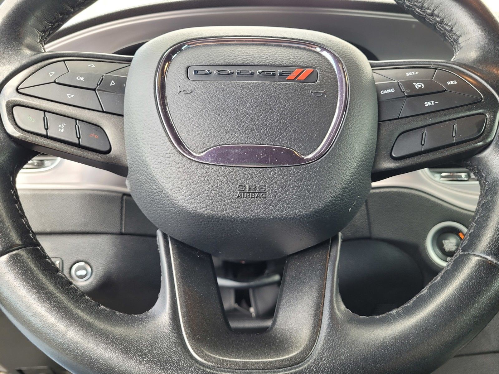 Used 2023 Black Dodge SXT image 19