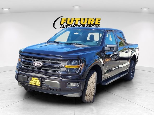 New 2026 Agate Black Metallic Ford XLT image 2