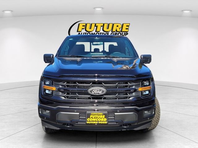 New 2026 Agate Black Metallic Ford XLT image 3