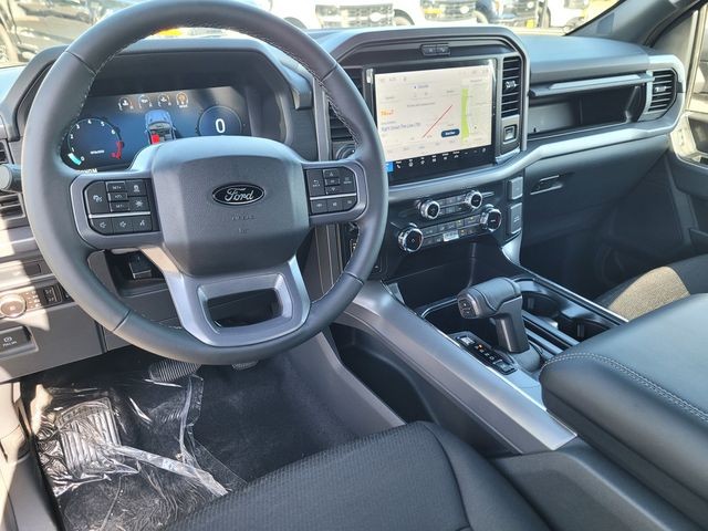 New 2026 Agate Black Metallic Ford XLT image 12