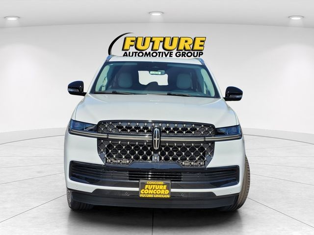 New 2026 Crystal White Metallic Clearcoat Lincoln Black Label L image 3