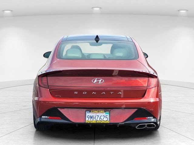 Used 2023 Red Hyundai SEL image 4