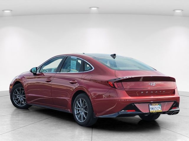 Used 2023 Red Hyundai SEL image 5